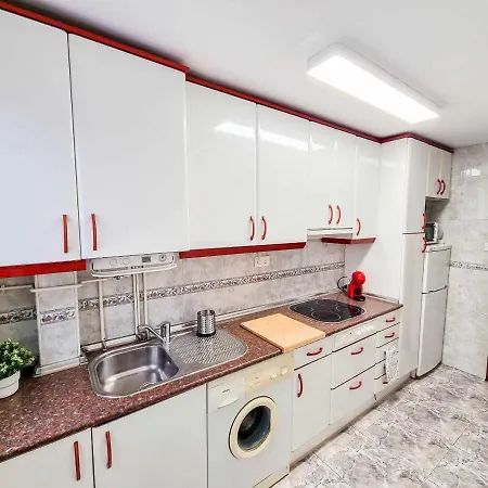 Daire Front Views To El Pilar Comotucasa *