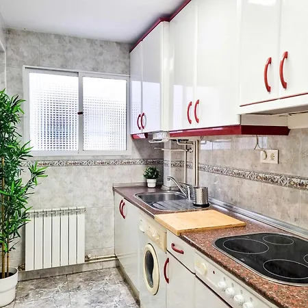 Front Views To El Pilar Comotucasa *