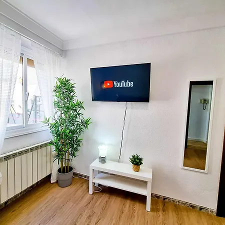 Front Views To El Pilar Comotucasa Daire *