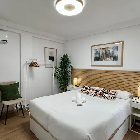 Διαμέρισμα Front Views To El Pilar Comotucasa *