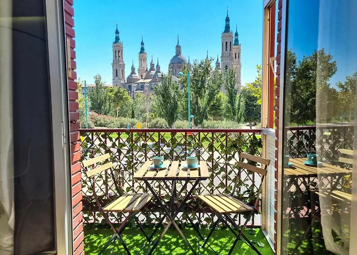 Front Views To El Pilar Comotucasa Lejlighed