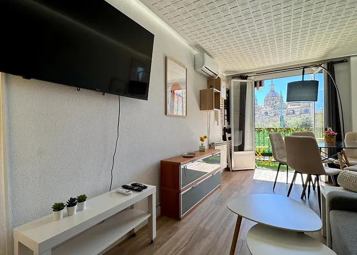 Διαμέρισμα Front Views To El Pilar Comotucasa *